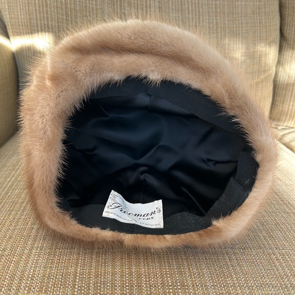 Vintage Blonde Mink Hat main image 4